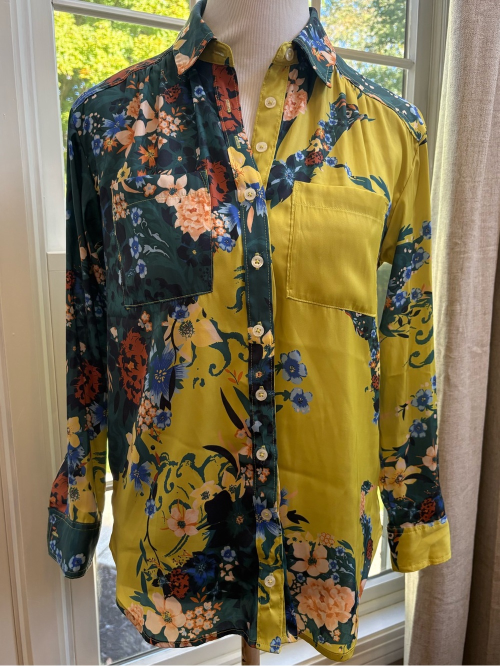 Anthropologie floral blouse beautiful greens and blues size XS